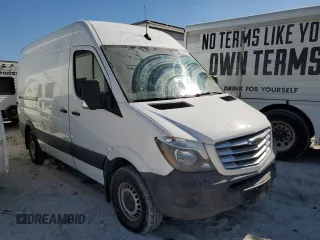 2018 Freightliner Sprinter Cargo z VIN WDYPE7CD7JP616380, wystawiony jako Copart lot #77013644 z przebiegiem 194 981 mil mil oraz Tytuł czysty. Historia ofert i sprzedaży dostępna na DreamBid. Obrazek 4.