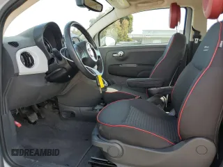 2017 FIAT 500 Pop z VIN 3C3CFFLR8HT544001, wystawiony jako Copart lot #49468035 z przebiegiem 57 079 mil mil oraz Szkoda całkowita • Salvage title. Historia ofert i sprzedaży dostępna na DreamBid. Obrazek 7.