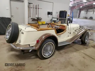 1983 Ford Mustang с VIN MI0027A274X093083, выставлен на аукционе Copart как лот 54485615 с пробегом 1 268 миль миль и Чистый • Clean title. История ставок и продаж доступна на DreamBid. Изображение 3.