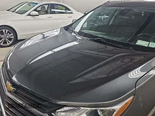 2020 Chevrolet Equinox LT z VIN 2GNAXJEV5L6232400, wystawiony jako IAAI lot #42575814 z przebiegiem 110 520 mil mil oraz . Historia ofert i sprzedaży dostępna na DreamBid. Obrazek 5.