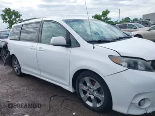 2012 Toyota Sienna SE с VIN 5TDXK3DC3CS268136, выставлен на аукционе IAAI как лот 42153110 с пробегом 248 887 миль миль и . История ставок и продаж доступна на DreamBid. Изображение 14.
