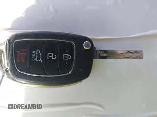 2016 Hyundai Tucson SE z VIN KM8J23A48GU212421, wystawiony jako IAAI lot #42072562 z przebiegiem 63 745 mil mil oraz . Historia ofert i sprzedaży dostępna na DreamBid. Obrazek 11.