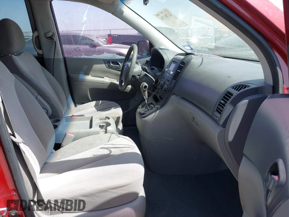 2012 Kia Sedona LX with VIN KNDMG4C70C6463190, listed as a IAAI auction lot 41781336 with 179,860 mi miles. Bid and sale history available at carsss.com. Image 5.