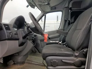 2014 Mercedes-Benz Sprinter with VIN WDZPE8DC1E5894765, listed as a Copart auction lot 44418195 with 138,738 mi miles and Salvage Title. Bid and sale history available at DreamBid. Image 7.