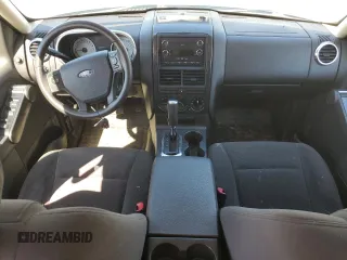 2010 Ford Explorer Sport Trac XLT z VIN 1FMEU3BE6AUA00398, wystawiony jako Copart lot #49667375 z przebiegiem 109 481 mil mil oraz Tytuł czysty. Historia ofert i sprzedaży dostępna na DreamBid. Obrazek 8.