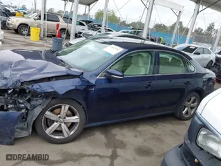 2015 Volkswagen Passat 1.8T Wolfsburg Ed with VIN 1VWAT7A32FC097106, listed as a IAAI auction lot 41913707 with 185,698 mi miles. Bid and sale history available at carsss.com. Image 14.