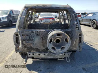 2001 Suzuki Grand Vitara JLX z VIN JS3TD62V914154537, wystawiony jako Copart lot #73693264 z przebiegiem Nie podano mil oraz Nie do naprawy • Non repairable. Historia ofert i sprzedaży dostępna na DreamBid. Obrazek 6.