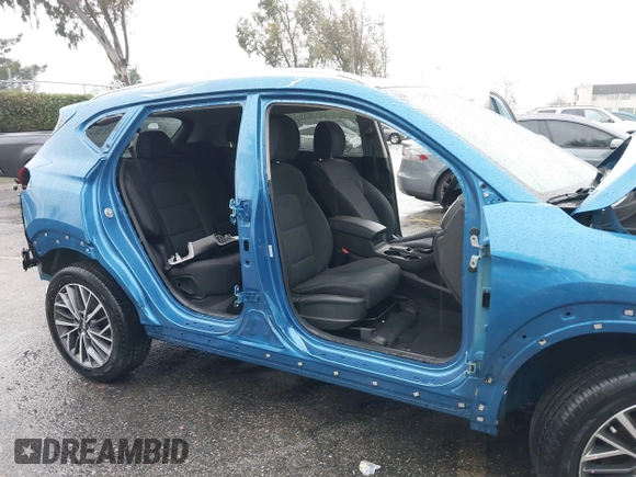 2019 Hyundai Tucson Ultimate with VIN KM8J3CAL9KU990451, listed as a IAAI auction lot 41546822 with 83,536 mi miles. Bid and sale history available at carsss.com. Image 6.