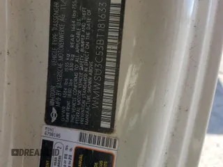 2011 MINI Hardtop z VIN WMWSU3C53BT181633, wystawiony jako Copart lot #57478365 z przebiegiem Nie podano mil oraz Tytuł czysty. Historia ofert i sprzedaży dostępna na DreamBid. Obrazek 12.
