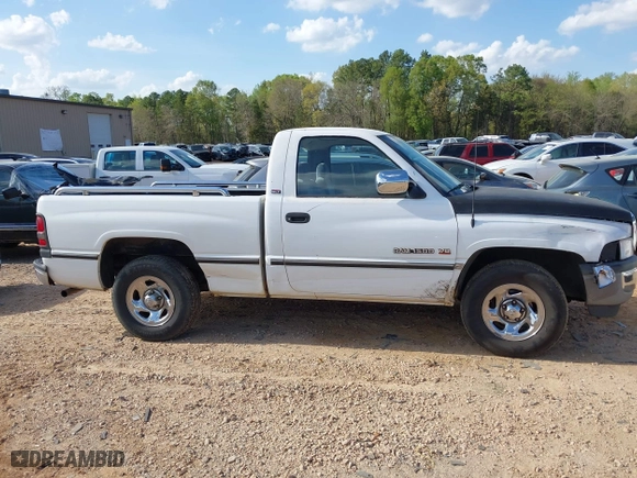 1997 Dodge Ram 1500 with VIN 1B7HC16Y0VS176345, listed as a IAAI auction lot 41947869 with 222,103 mi miles. Bid and sale history available at carsss.com. Image 13.