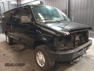 2012 Ford Econoline Passenger XL z VIN 1FBSS3BL4CDA58142, wystawiony jako IAAI lot #40799803 z przebiegiem 163 556 mil mil oraz . Historia ofert i sprzedaży dostępna na DreamBid. Obrazek 1.
