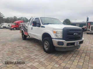 2014 Ford F-250 XL with VIN 1FT7X2BT4EEA78482, listed as a Copart auction lot 62731915 with 235,126 mi miles and Clean title. Bid and sale history available at DreamBid. Image 1.