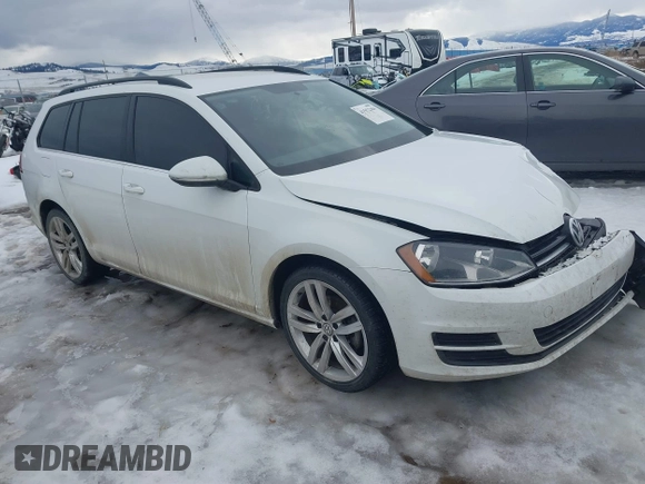 2015 Volkswagen Golf SportWagen TDI SE with VIN 3VWCA7AU0FM506614, listed as a IAAI auction lot 41552304 with 119,209 mi miles. Bid and sale history available at carsss.com. Image 1.