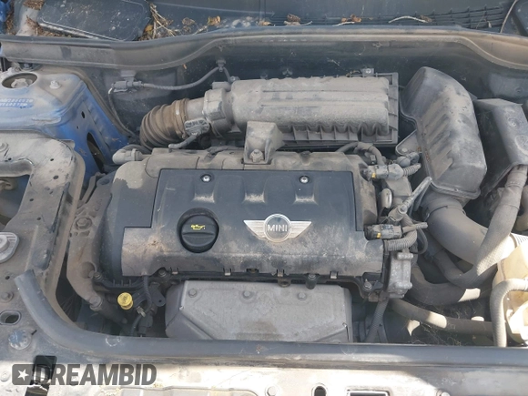2014 MINI Countryman with VIN WMWZB3C52EWR40215, listed as a IAAI auction lot 42687571 with 106,338 mi miles and . Bid and sale history available at DreamBid. Image 10.