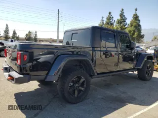 2022 Jeep Gladiator Mojave with VIN 1C6JJTEG4NL150571, listed as a Copart auction lot 54218865 with 26,747 mi miles and Salvage title. Bid and sale history available at DreamBid. Image 3.