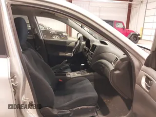 2008 Subaru Impreza i z VIN JF1GH61668H836797, wystawiony jako IAAI lot #42299842 z przebiegiem 192 130 mil mil oraz . Historia ofert i sprzedaży dostępna na DreamBid. Obrazek 5.