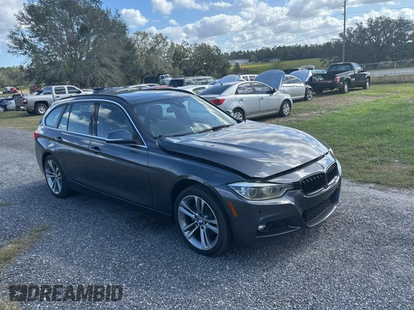 2017 BMW 3 Series 330i xDrive with VIN WBA8K3C38HA022948, listed as a Copart auction lot 80992084 with 34,232 mi miles and Clean Title. Bid and sale history available at carsss.com. Image 1.