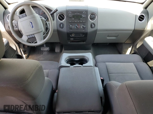2004 Ford F-150 XLT with VIN 1FTPX14564NA90009, listed as a Copart auction lot 62570055 with 207,401 mi miles and Clean title. Bid and sale history available at DreamBid. Image 8.