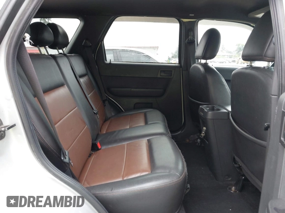 2008 Ford Escape XLT с VIN 1FMCU93118KB07144, выставлен на аукционе IAAI как лот 42597705 с пробегом 178 971 миль миль и . История ставок и продаж доступна на DreamBid. Изображение 8.