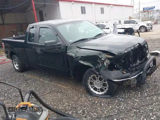 2013 Ford F-150 XL with VIN 1FTFX1CF8DKG16549, listed as a IAAI auction lot 41471129 with 190,285 mi miles. Bid and sale history available at carsss.com. Image 1.