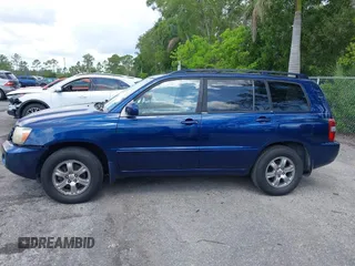 2006 Toyota Highlander z VIN JTEGP21A760095481, wystawiony jako IAAI lot #42307399 z przebiegiem 145 408 mil mil oraz . Historia ofert i sprzedaży dostępna na DreamBid. Obrazek 14.