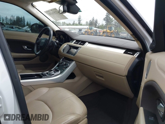 2016 Land Rover Range Rover Evoque SE with VIN SALVP2BG1GH118442, listed as a IAAI auction lot 42251448 with 104,455 mi miles and . Bid and sale history available at DreamBid. Image 5.