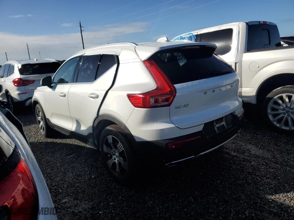 2019 Volvo XC40 Inscription with VIN YV4162UL4K2067756, listed as a Copart auction lot 74655954 with 0 mi miles and Salvage Title. Bid and sale history available at carsss.com. Image 2.