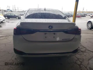2022 Lexus ES 300h z VIN 58ADA1C15NU023464, wystawiony jako Copart lot #49334875 z przebiegiem 68 480 mil mil oraz Szkoda całkowita • Salvage title. Historia ofert i sprzedaży dostępna na DreamBid. Obrazek 6.
