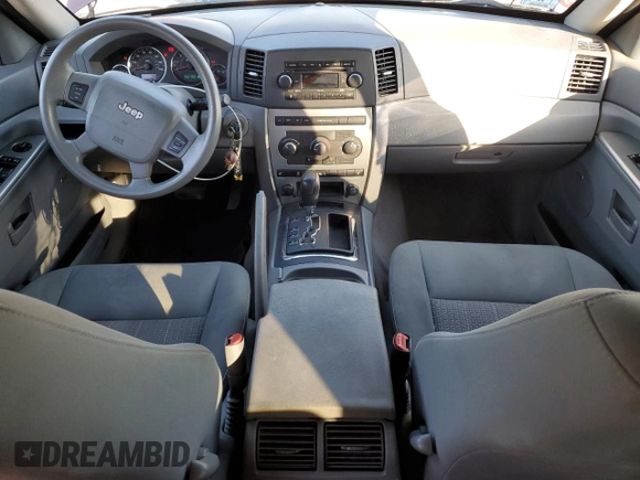 2007 Jeep Grand Cherokee Laredo z VIN 1J8GR48K07C649302, wystawiony jako Copart lot #82167894 z przebiegiem 255 780 mil mil oraz Czysty tytuł • Clean title. Historia ofert i sprzedaży dostępna na DreamBid. Obrazek 8.