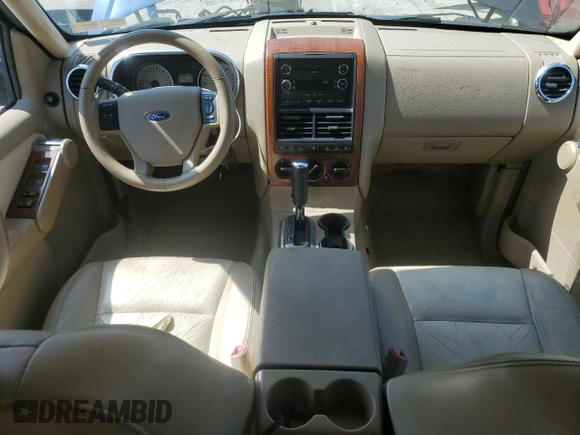 2008 Ford Explorer Eddie Bauer z VIN 1FMEU74E88UB36238, wystawiony jako Copart lot #61727765 z przebiegiem 83 984 mil mil oraz Szkoda całkowita • Salvage title. Historia ofert i sprzedaży dostępna na DreamBid. Obrazek 8.
