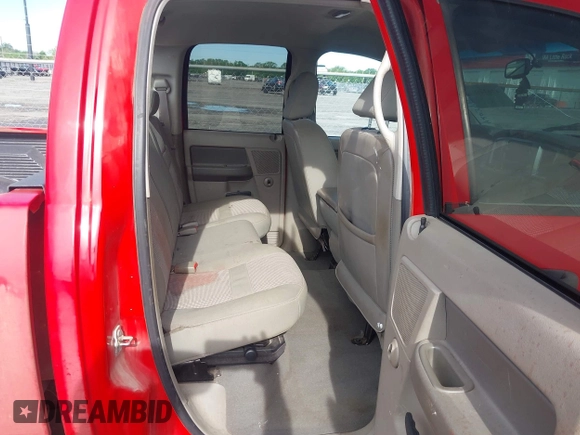2007 Dodge 1500 SLT with VIN 1D7HU18P27S258135, listed as a IAAI auction lot 42034593 with 421,628 mi miles. Bid and sale history available at carsss.com. Image 8.