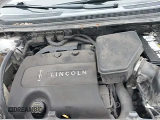 2011 Lincoln MKX with VIN 2LMDJ8JK6BBJ20920, listed as a IAAI auction lot 41651637 with 213,561 mi miles. Bid and sale history available at carsss.com. Image 10.