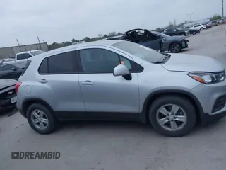 2020 Chevrolet Trax LS with VIN 3GNCJKSBXLL296356, listed as a IAAI auction lot 41770466 with 68,702 mi miles and . Bid and sale history available at DreamBid. Image 13.