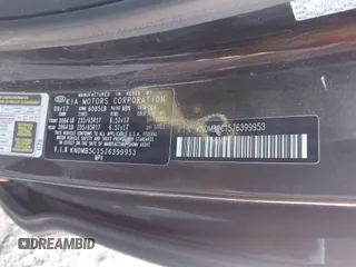 2018 Kia Sedona LX with VIN KNDMB5C15J6399953, listed as a IAAI auction lot 41472282 with 157,552 mi miles. Bid and sale history available at carsss.com. Image 9.