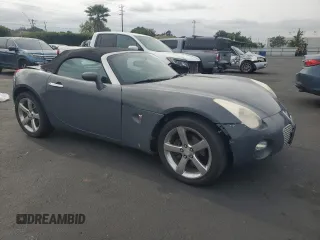 2008 Pontiac Solstice z VIN 1G2MC35B38Y120235, wystawiony jako Copart lot #53891325 z przebiegiem Nie podano mil oraz Szkody całkowita. Historia ofert i sprzedaży dostępna na DreamBid. Obrazek 4.