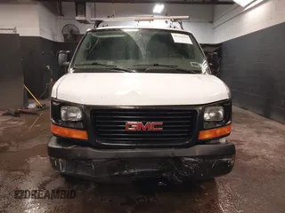 2010 GMC Savana Cargo Van with VIN 1GTZGFBA2A1107221, listed as a IAAI auction lot 41526369 with 91,243 mi miles. Bid and sale history available at carsss.com. Image 12.