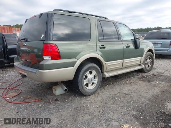 2005 Ford Expedition Eddie Bauer with VIN 1FMFU185X5LB10902, listed as a IAAI auction lot 41184953 with 246,143 mi miles. Bid and sale history available at carsss.com. Image 4.