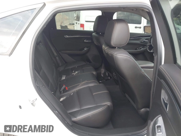 2018 Chevrolet Impala LT z VIN 2G1105S38J9105958, wystawiony jako IAAI lot #41834706 z przebiegiem 131 195 mil mil oraz . Historia ofert i sprzedaży dostępna na DreamBid. Obrazek 8.