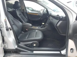 2007 Mercedes-Benz C 230 Sport с VIN WDBRF52H17F923745, выставлен на аукционе IAAI как лот 42195443 с пробегом 163 999 миль миль и . История ставок и продаж доступна на DreamBid. Изображение 5.