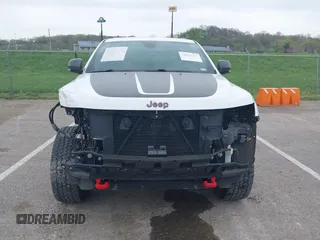 2017 Jeep Grand Cherokee Trailhawk with VIN 1C4RJFLG5HC803400, listed as a IAAI auction lot 42052250 with 108,374 mi miles and . Bid and sale history available at DreamBid. Image 13.