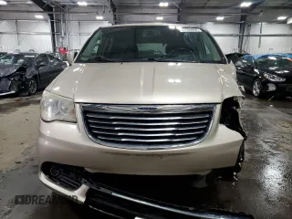 2014 Chrysler Town & Country Touring with VIN 2C4RC1BG5ER236297, listed as a Copart auction lot 84155964 with 146,840 mi miles and Salvage Title. Bid and sale history available at carsss.com. Image 5.