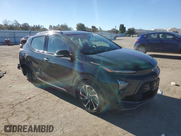 2022 Chevrolet Bolt EUV Premier with VIN 1G1FZ6S03N4109786, listed as a Copart auction lot 87978355 with 29,182 mi miles and Salvage Title. Bid and sale history available at carsss.com. Image 4.