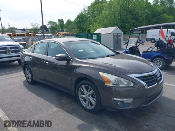 2014 Nissan Altima SV with VIN 1N4AL3APXEC134101, listed as a IAAI auction lot 42102731 with 178,791 mi miles and . Bid and sale history available at DreamBid. Image 1.