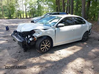 2018 Volkswagen Jetta SE with VIN 3VWDB7AJ1JM261886, listed as a IAAI auction lot 42486968 with Not provided miles and . Bid and sale history available at DreamBid. Image 18.