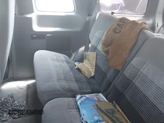 1991 Ford Explorer z VIN 1FMCU24X3MUA54214, wystawiony jako IAAI lot #42010794 z przebiegiem 55 239 mil mil oraz . Historia ofert i sprzedaży dostępna na DreamBid. Obrazek 8.