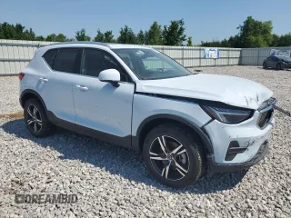 2025 Volvo XC40 Core Bright Theme with VIN YV4L12UJ3S2577263, listed as a Copart auction lot 63304625 with Not provided miles and Clean title. Bid and sale history available at DreamBid. Image 4.