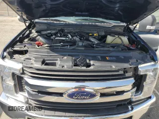 2019 Ford F-250 XL with VIN 1FT7W2BT2KEE58404, listed as a Copart auction lot 59939215 with 118,337 mi miles and Salvage title. Bid and sale history available at DreamBid. Image 11.