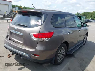2014 Nissan Pathfinder SL with VIN 5N1AR2MN4EC656991, listed as a IAAI auction lot 42478585 with 153,511 mi miles and . Bid and sale history available at DreamBid. Image 4.