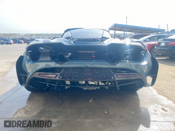 2018 McLaren 720S z VIN SBM14DCA3JW001315, wystawiony jako Copart lot #78193064 z przebiegiem Nie podano mil oraz Szkody całkowita. Historia ofert i sprzedaży dostępna na DreamBid. Obrazek 6.