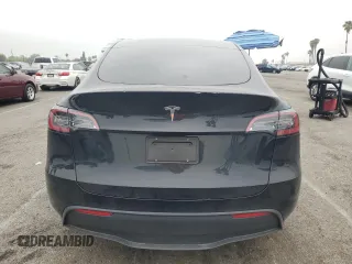 2024 Tesla Model Y с VIN 7SAYGDED4RF045915, выставлен на аукционе Copart как лот 55170415 с пробегом 13 234 миль миль и Списание • Salvage title. История ставок и продаж доступна на DreamBid. Изображение 6.
